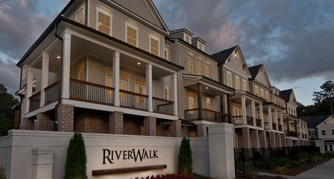 Building Photo - 8055 River Rapids Aly