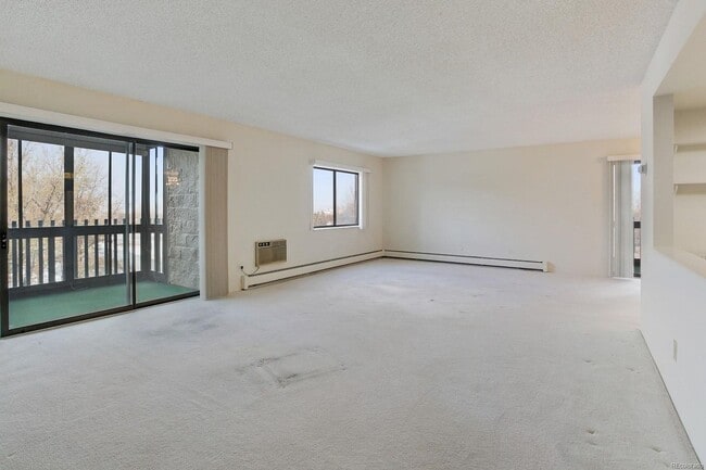 Building Photo - 14091 E Marina Dr