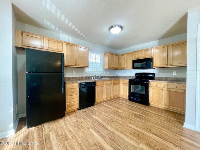 Foto del edificio - 6701 Crawford Crossing Pl