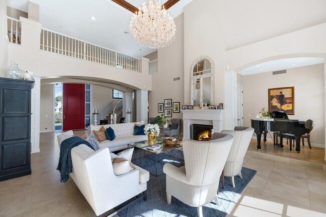 Building Photo - 69 Biltmore Estates, Phoenix, AZ 85016