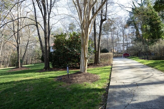 Building Photo - Beautifully renovated large home in CHCCS school district! Available mid-June!