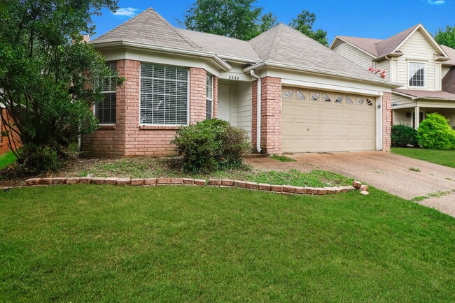 Building Photo - 2232 Lake Hill Ct