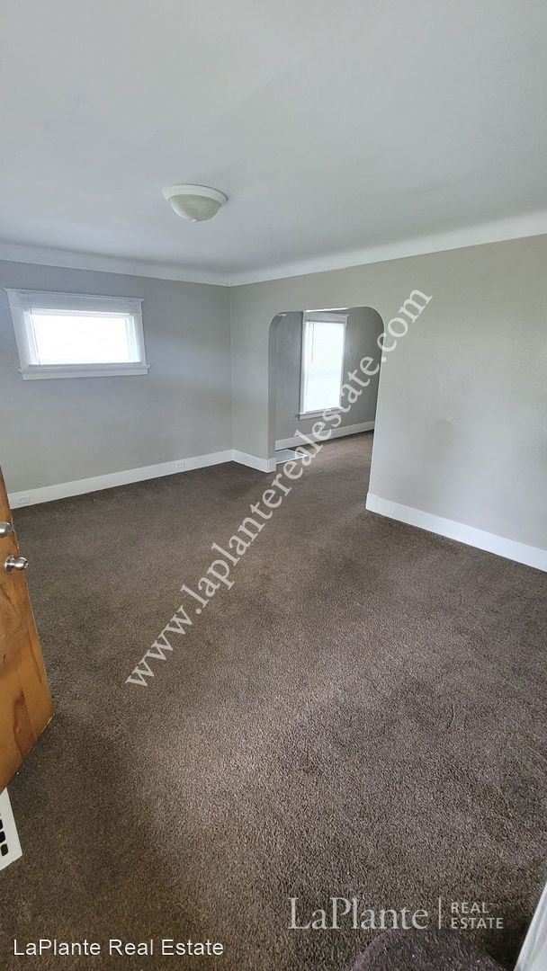 Building Photo - 3 br, 1 bath House - 43 Neise Avenue 1