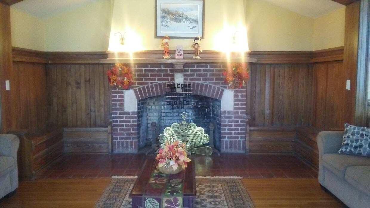 Foto del edificio - 1 S Greenwood Ave