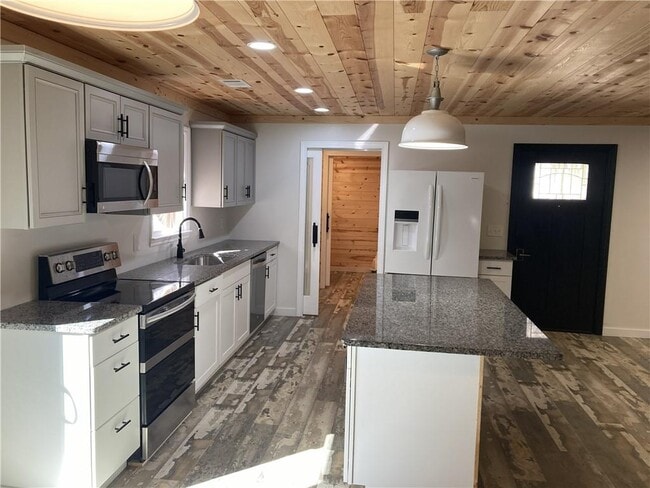 Building Photo - 106 Ridgewood Dr