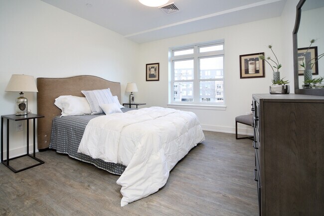 Foto del edificio - 24 Penniman Rd