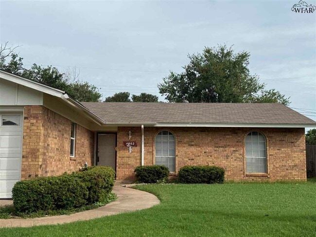 Building Photo - 4902 Kitty St