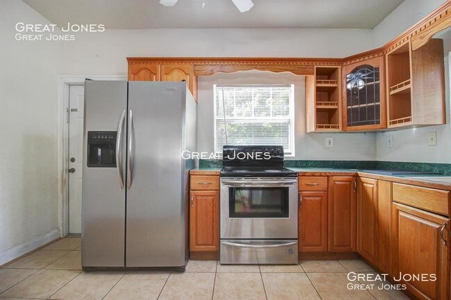 Foto del edificio - 1202 20th St W