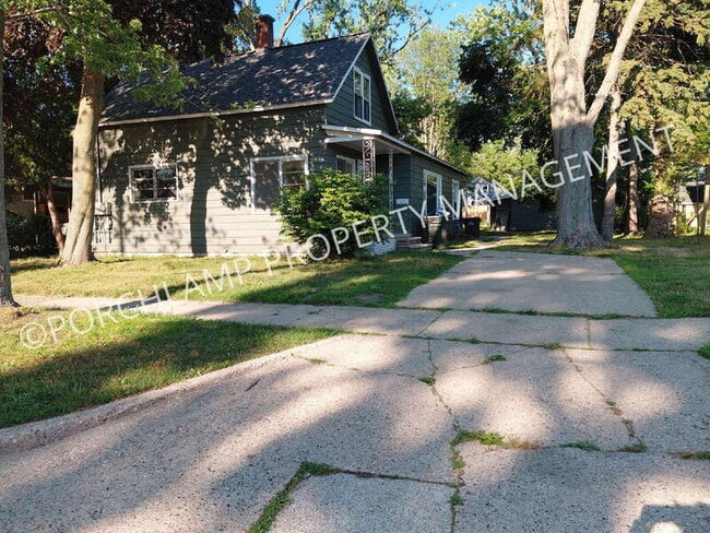 Building Photo - 1780 Ruddiman St