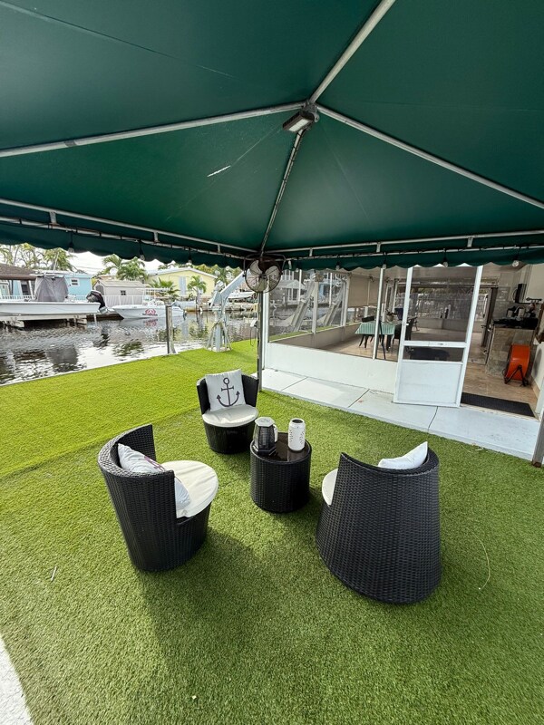 Foto del edificio - 354 Vaca Rd