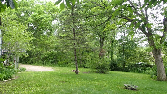 Building Photo - 2314 Fitchburg Rd