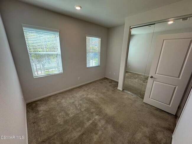 Building Photo - 446 Almond Ln