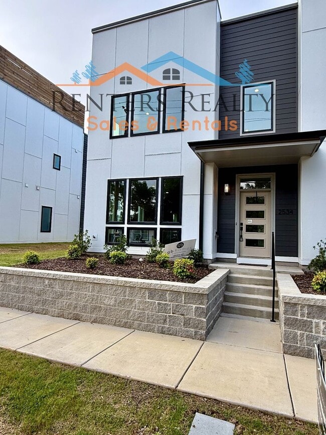 Building Photo - 2532 Freeman Rd SW