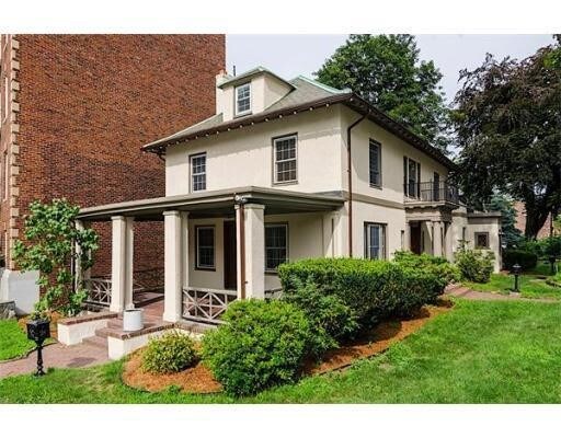 Building Photo - 2 Braemore Rd