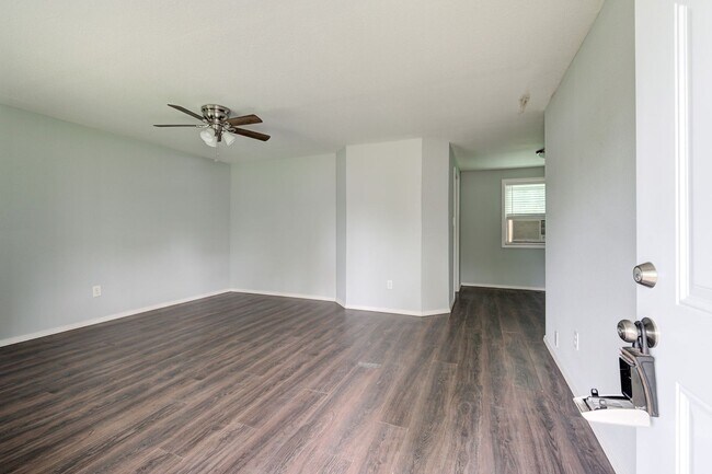 Building Photo - Cozy Cute 3BD/1BTH Home In Midwest City, M...