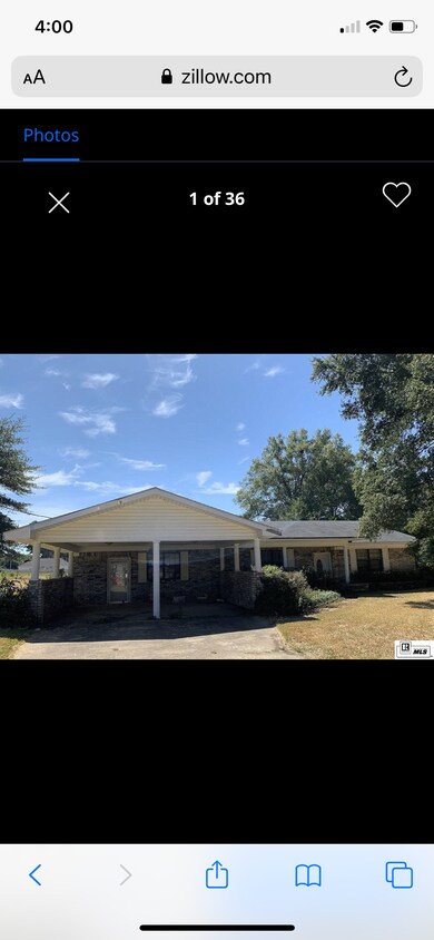 Primary Photo - 903 Wallace Dean Rd