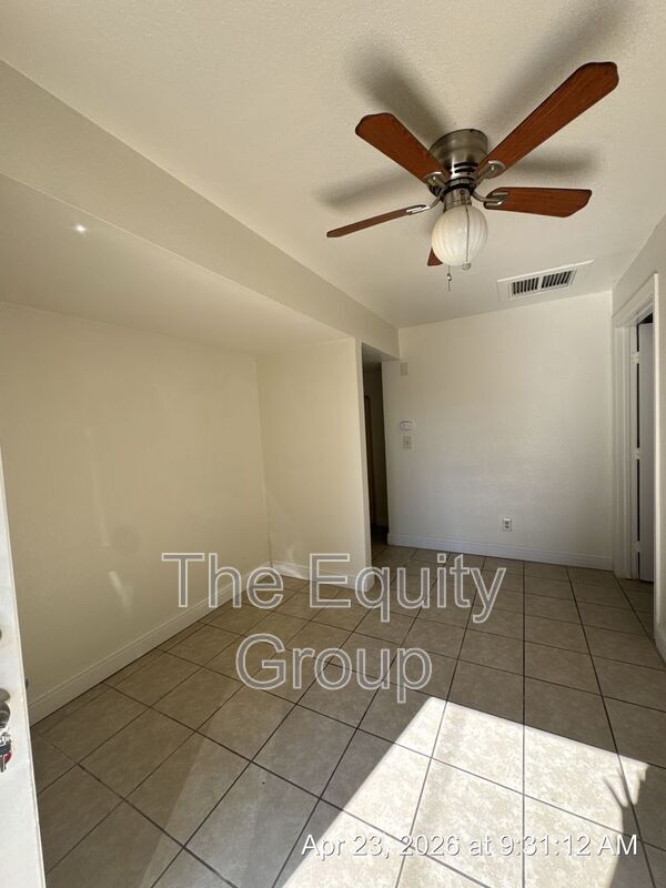 Foto del edificio - 32606 Rd 124