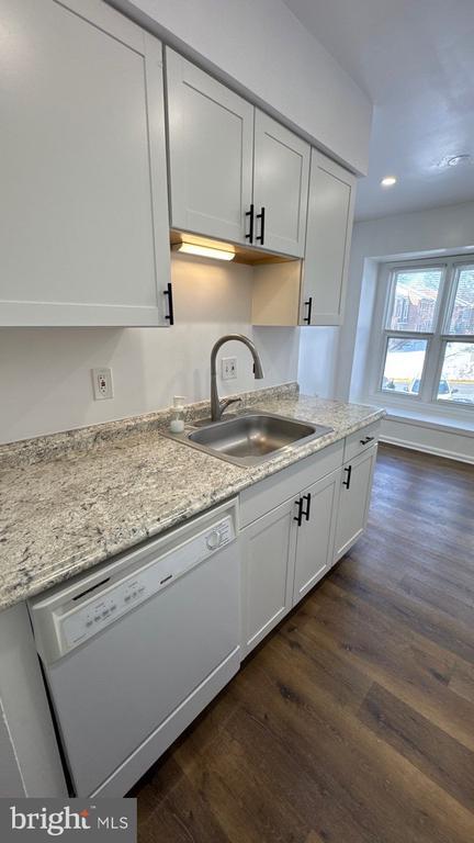 Building Photo - 3837 Lansdale Ct