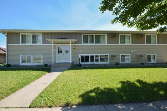 Foto del edificio - Lobb Field Apartments
