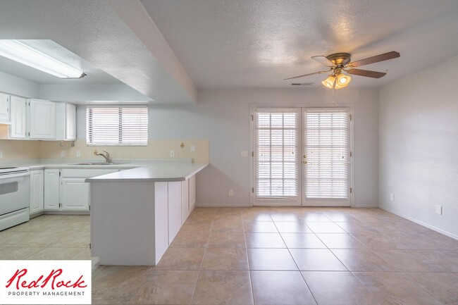 Foto del edificio - Upgraded 3 Bedroom Home in Bloomington Hills