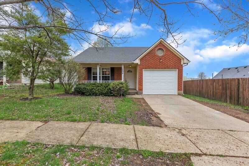 1204 Red Stone Dr, Lexington, KY 40509 House Rental in Lexington, KY