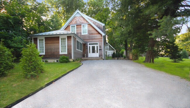 Building Photo - 51 Harrison St