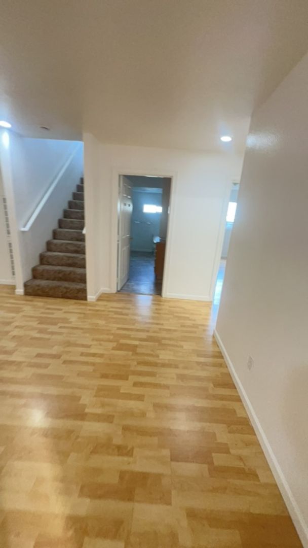 Foto del edificio - 4BED2BATH - GARAGE, HEAT PUMP AC, BACK YARD, Spacious living in GP!