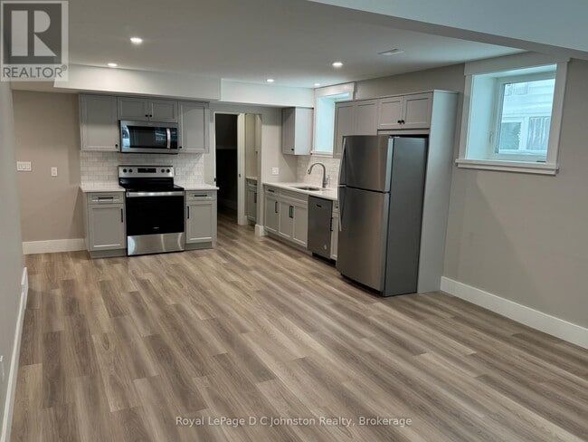 Building Photo - 2 S Rankin St