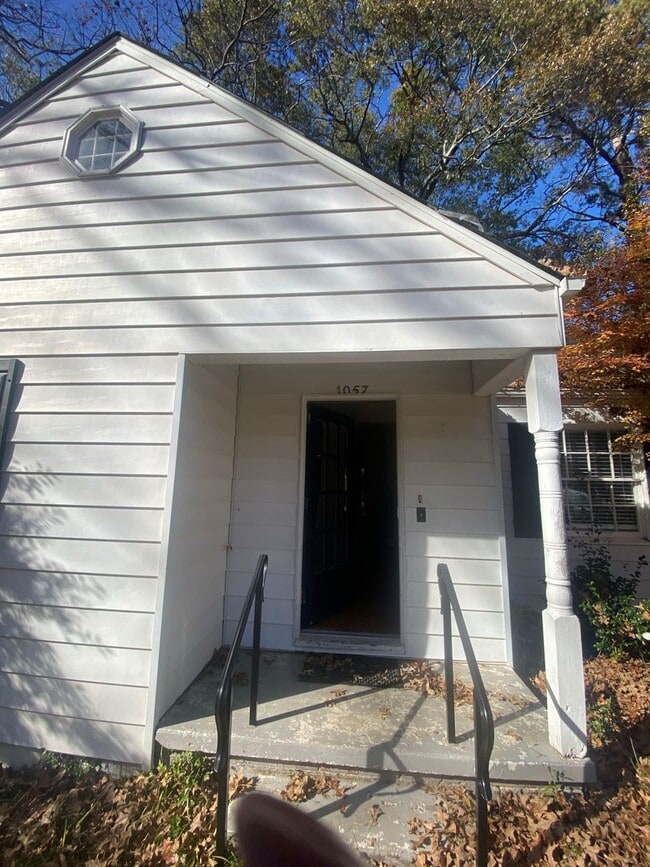 Building Photo - 1057 Lanier Ave