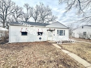 Building Photo - 5011 Lillie St