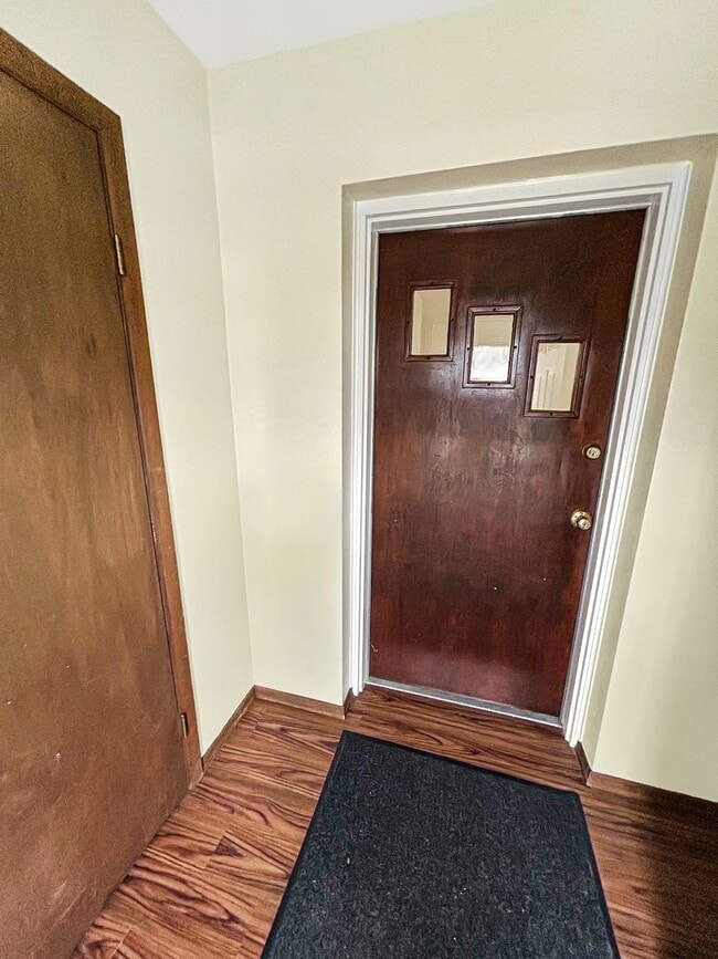 Photo - 1028 Fleming St Apartment