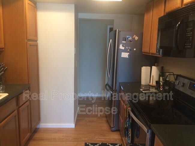 Foto del edificio - 210 Boylston Ave E