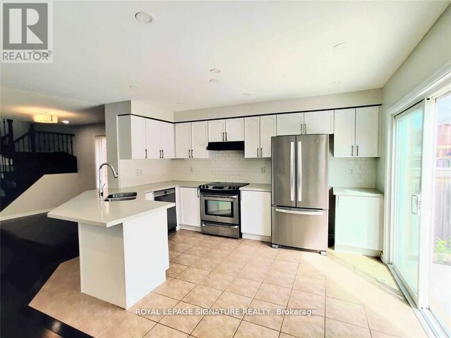 Building Photo - 180 McDougall Crossing