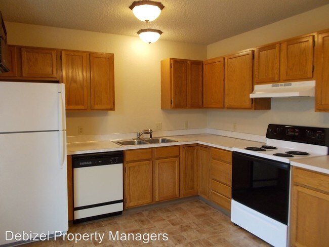 Building Photo - 321 Aristocrat Dr