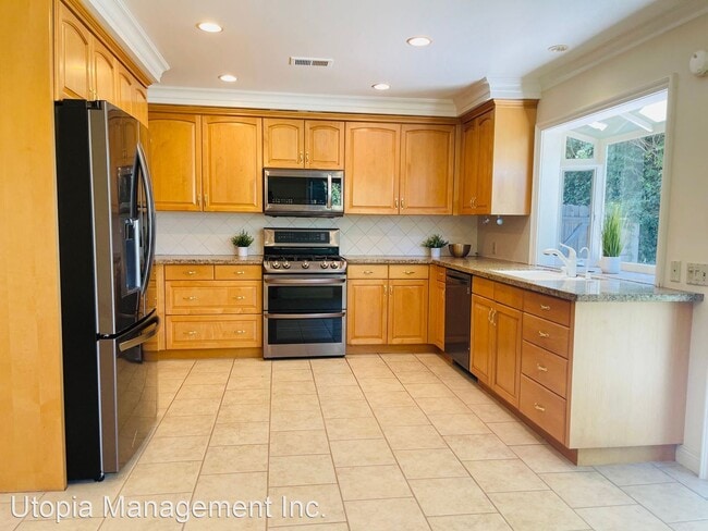 Building Photo - 3 br, 2 bath House - 2833 Cedar Wood Pl