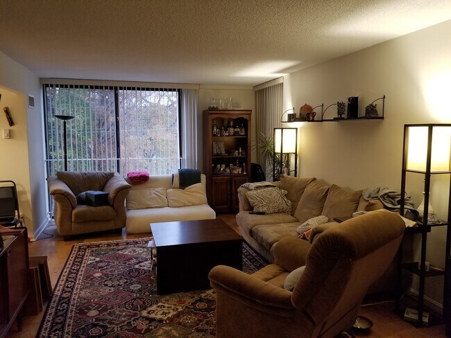 Foto del edificio - 2100 Washington Ave. Apt 4A