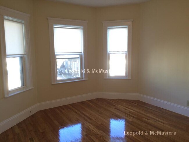 Foto del edificio - 21 Roseclair St
