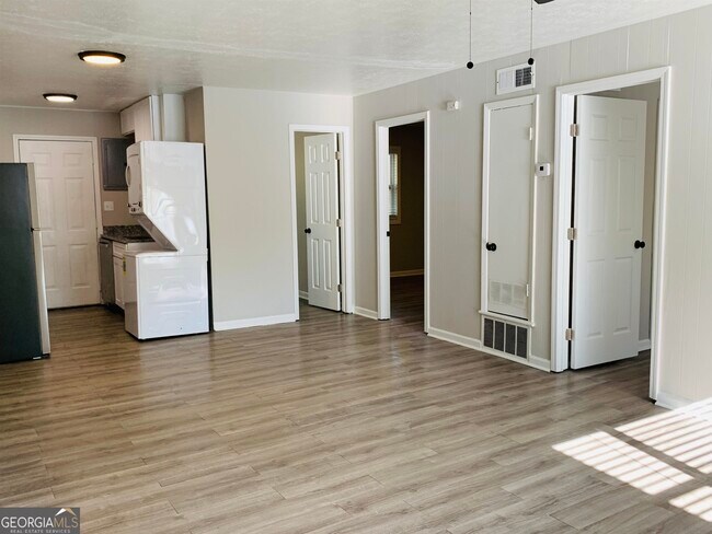 Foto del edificio - 212 Cabin Creek Dr