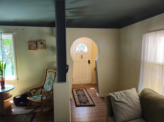 Foto del edificio - 508 E 9th St