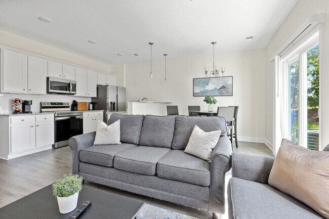 Foto del edificio - 739 Jacobs Millpond Rd