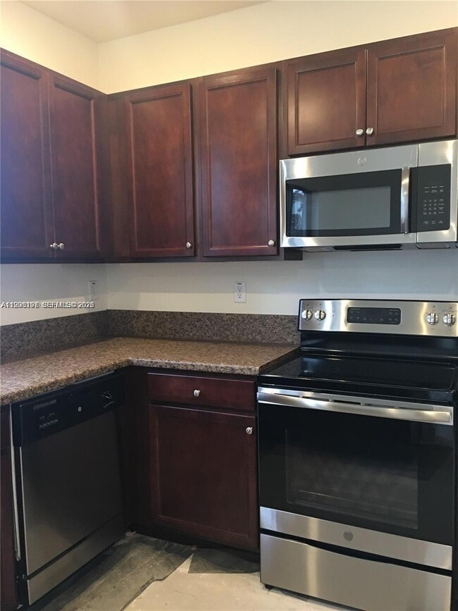 Foto del edificio - 10323 W 34th Ln