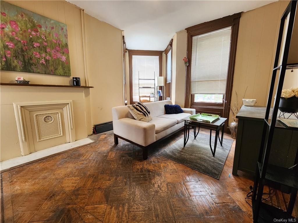 Foto principal - 1 Agate Ct