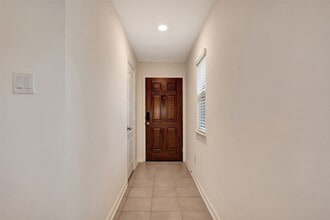 Building Photo - 9403 Castillo Ct