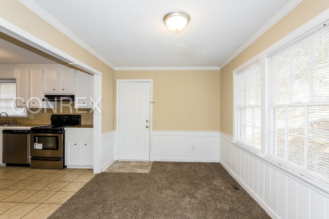 Building Photo - 329 Greensprings Dr