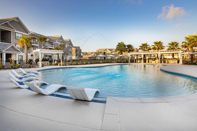 Parkside at the Beach - Resort-Style Pool - Parkside at the Beach