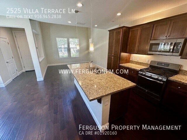 Foto del edificio - 2525 Villa Terrace Ln