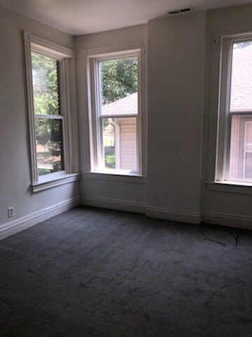 Building Photo - 1311 Penn St