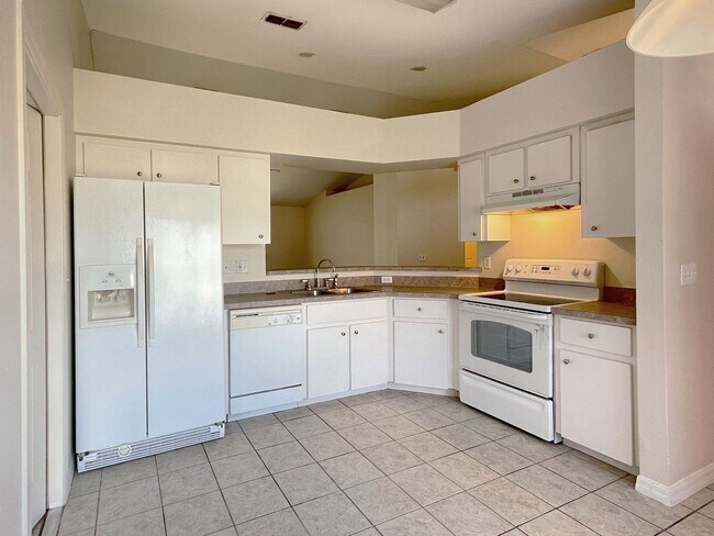Foto del edificio - Three-Bedroom Home near Lake Elbert