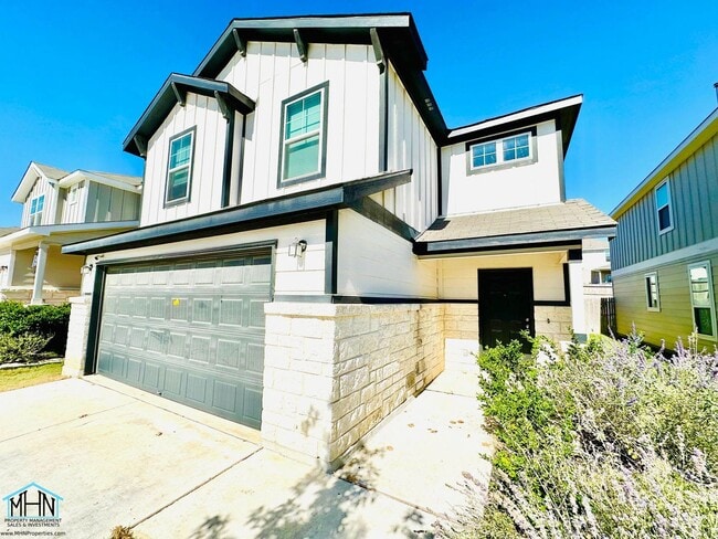 Photo - Beautifully maintained Two-Story 3-Bedroom... House