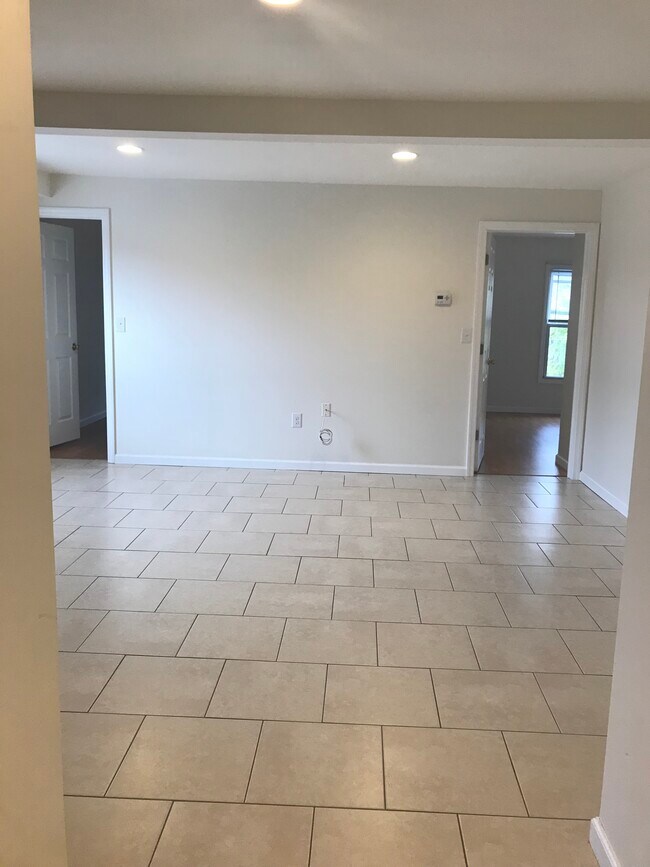 Living Room - 119 Newark Pompton Tpke